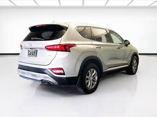 Shimmering Silver Pearl 2020 Hyundai SANTA FE SEL 2.4