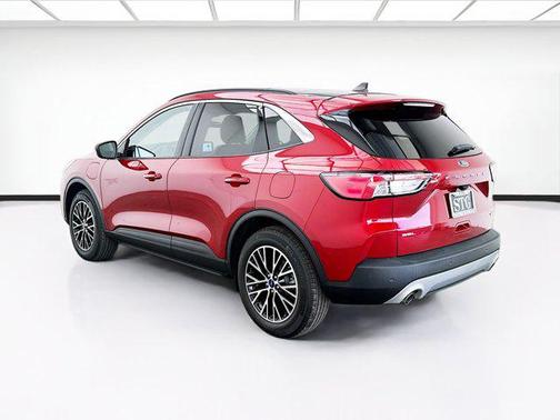 Rapid Red Metallic Tinted Clearcoat 2022 Ford Escape SEL