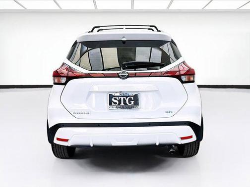 Fresh Powder 2022 Nissan Kicks SR