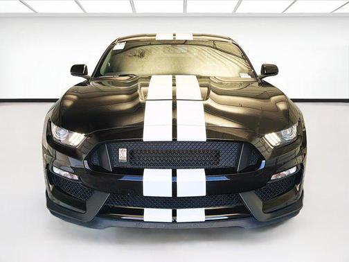 2017 Ford Shelby GT350 Base