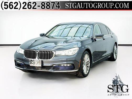 2017 BMW 740 740i