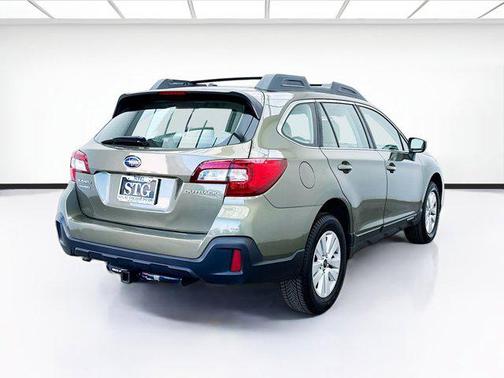 2019 Subaru Outback 2.5i
