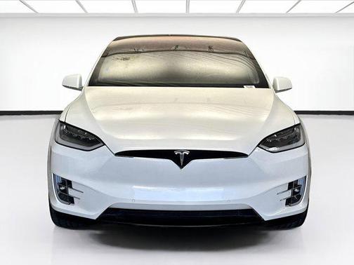2019 Tesla Model X Standard Range