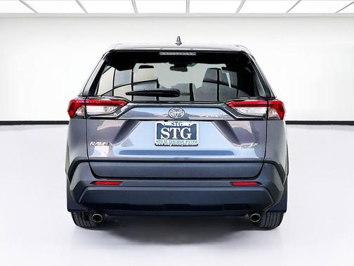Magnetic Gray Metallic 2022 Toyota RAV4 LE