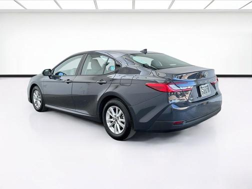 Underground 2025 Toyota Camry LE