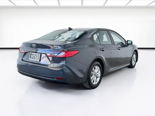 Underground 2025 Toyota Camry LE