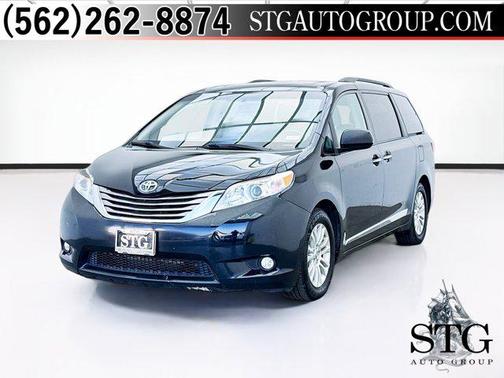 2015 Toyota Sienna XLE