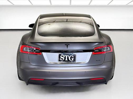 2021 Tesla Model S Plaid
