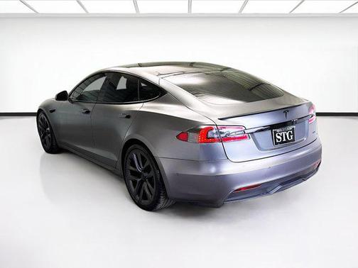 2021 Tesla Model S Plaid
