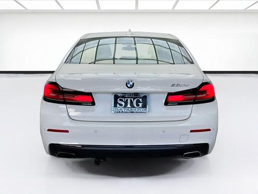 Alpine White 2021 BMW 530e Base