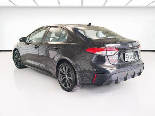 Midnight Black Metallic 2025 Toyota Corolla SE