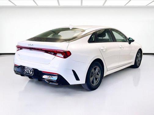 2022 Kia K5 LXS