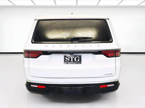 2024 Jeep Wagoneer L Series III 4x4