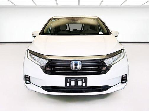 Platinum White 2022 Honda Odyssey Touring