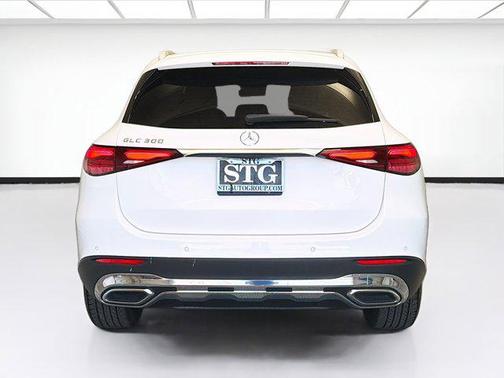 White 2024 Mercedes-Benz GLC 300 Base