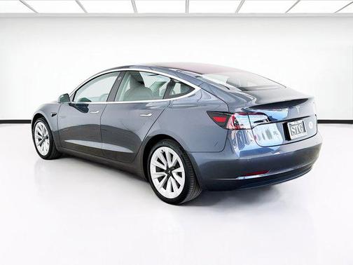 2019 Tesla Model 3 Standard Range