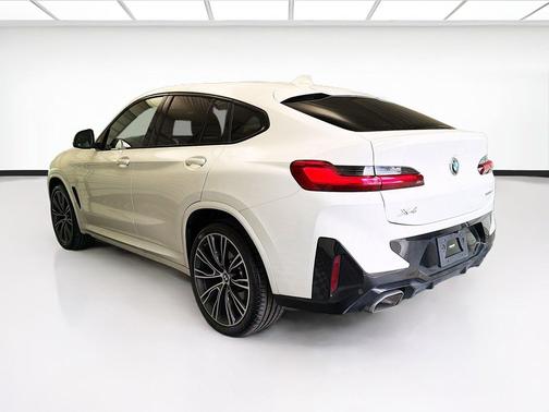 Alpine White 2023 BMW X4 xDrive30i