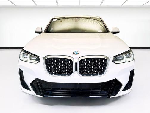 Alpine White 2023 BMW X4 xDrive30i