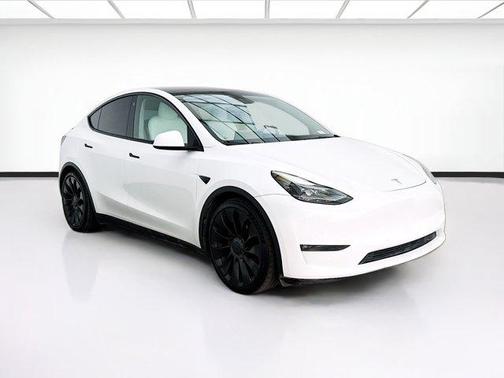 Pearl White Multi-Coat 2022 Tesla Model Y Performance Dual Motor All-Wheel Drive