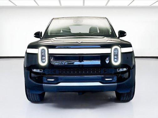 2022 Rivian R1T Adventure