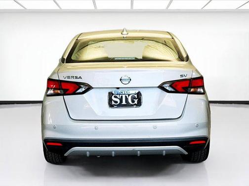 2021 Nissan Versa 1.6 SV