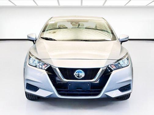 2021 Nissan Versa 1.6 SV