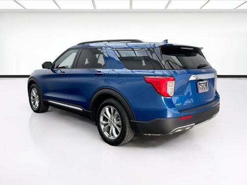 Atlas Blue Metallic 2020 Ford Explorer XLT
