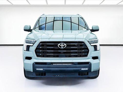 2024 Toyota Sequoia SR5