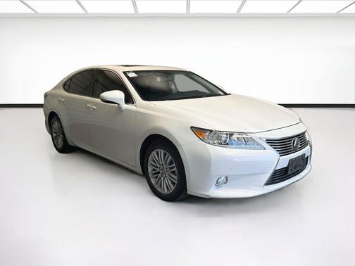Silver Metallic 2015 Lexus ES 350 Base