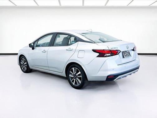 2023 Nissan Versa 1.6 SV