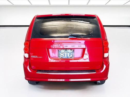 Redline 2 Coat Pearl 2016 Dodge Grand Caravan AVP/SE