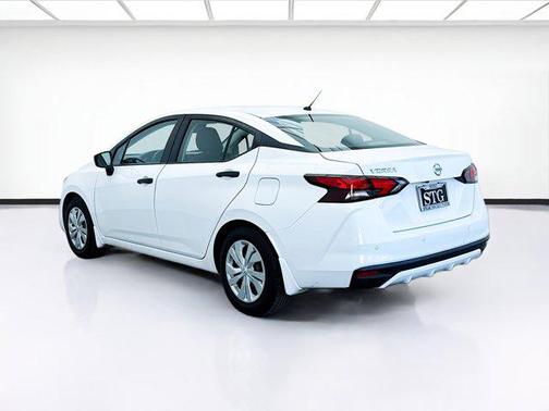 2020 Nissan Versa 1.6 S