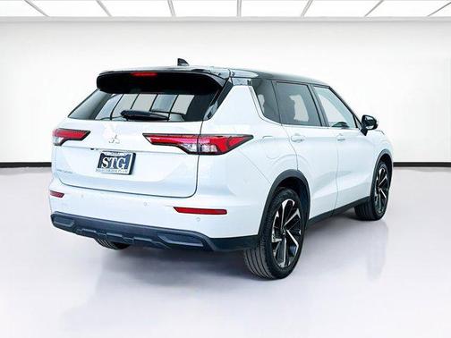 2022 Mitsubishi Outlander ES 2.5 2WD