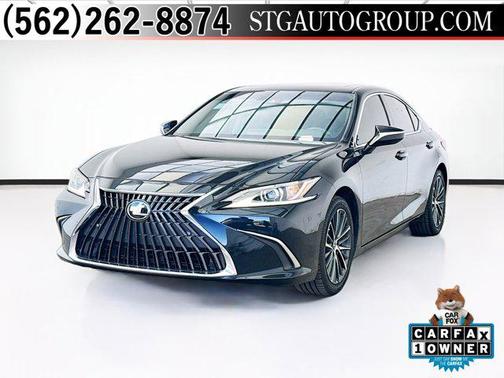 2025 Lexus ES 300h Premium