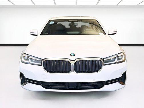 Mineral White Metallic 2021 BMW 530e Base