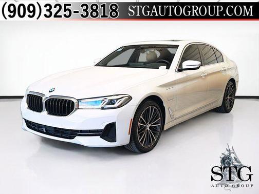 Mineral White Metallic 2021 BMW 530e Base