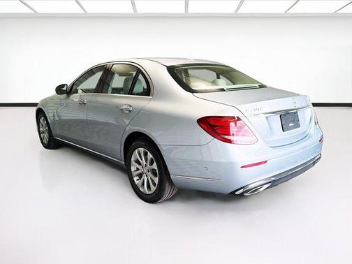 Diamond Silver Metallic 2017 Mercedes-Benz E-Class 4MATIC