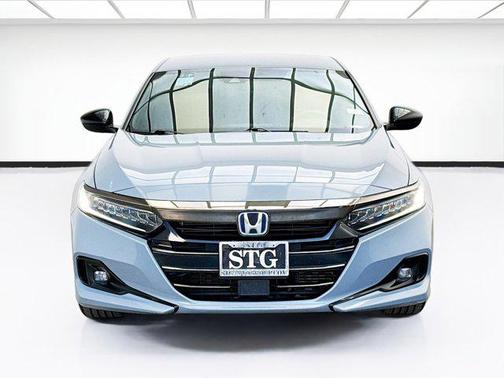 Silver Metallic 2022 Honda Accord Hybrid Sport