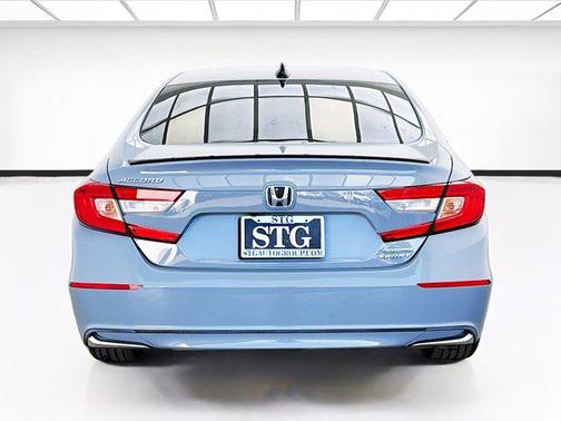 Silver Metallic 2022 Honda Accord Hybrid Sport