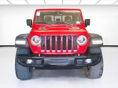 Firecracker Red Clearcoat 2021 Jeep Gladiator Rubicon