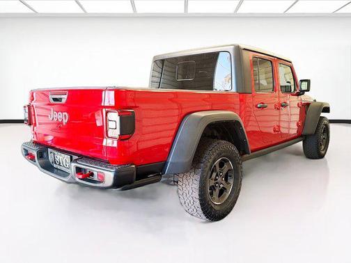 Firecracker Red Clearcoat 2021 Jeep Gladiator Rubicon