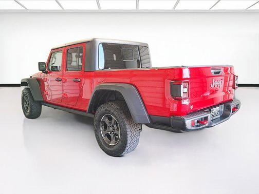Firecracker Red Clearcoat 2021 Jeep Gladiator Rubicon