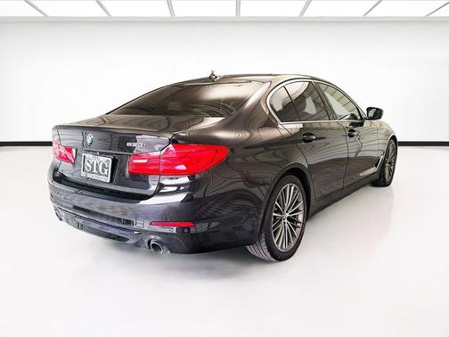 Jet Black 2019 BMW 530 530i