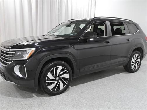 2025 Volkswagen Atlas 2.0T SE w/Technology 4MOTION