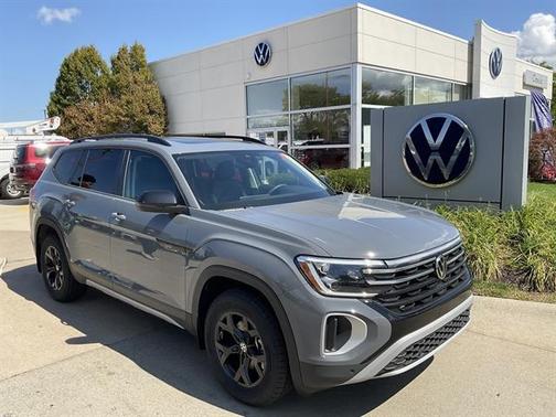2025 Volkswagen Atlas 2.0T Peak Edition