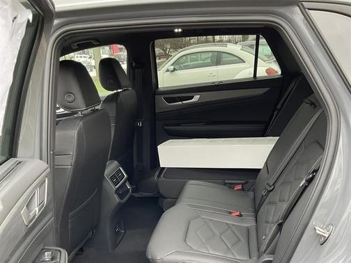 2026 Volkswagen Atlas Cross Sport 2.0T SE w/Technology 4MOTION