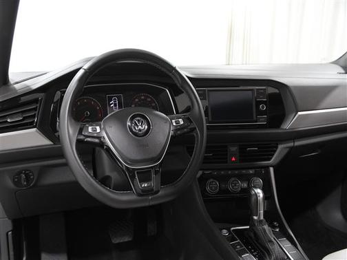2019 Volkswagen Jetta 1.4T R-Line
