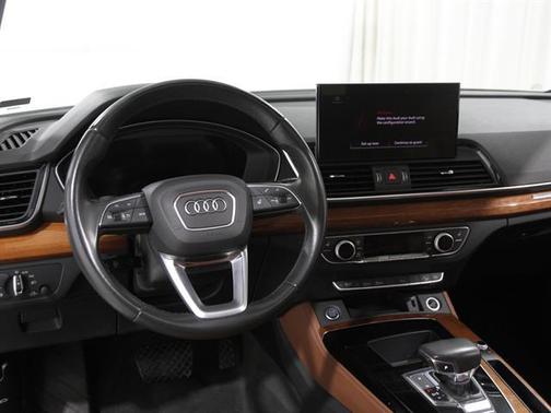 2023 Audi Q5 45 S line Premium Plus