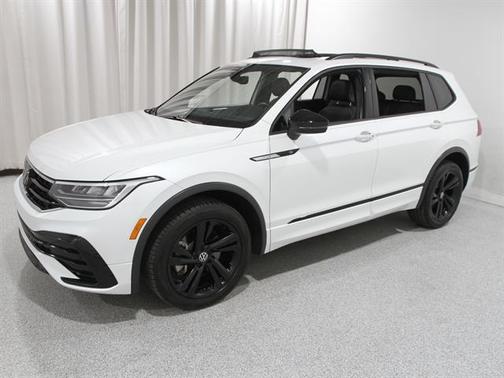 2023 Volkswagen Tiguan 2.0T SE R-Line Black 4MOTION