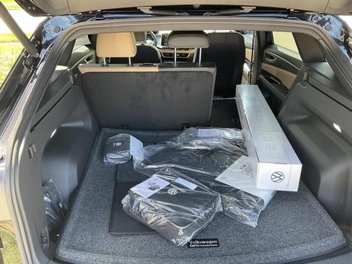 2026 Volkswagen Atlas Cross Sport 2.0T SE